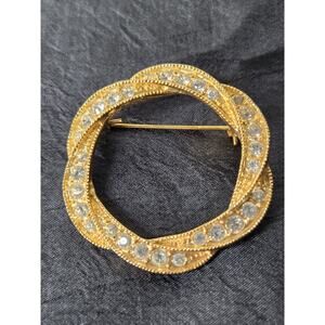 Vintage Roman Wreath Brooch Rhinstones Gold Tone